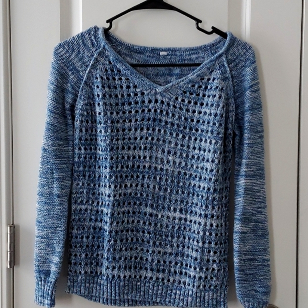 Blue / white throughout V neck crochet  see through front xl